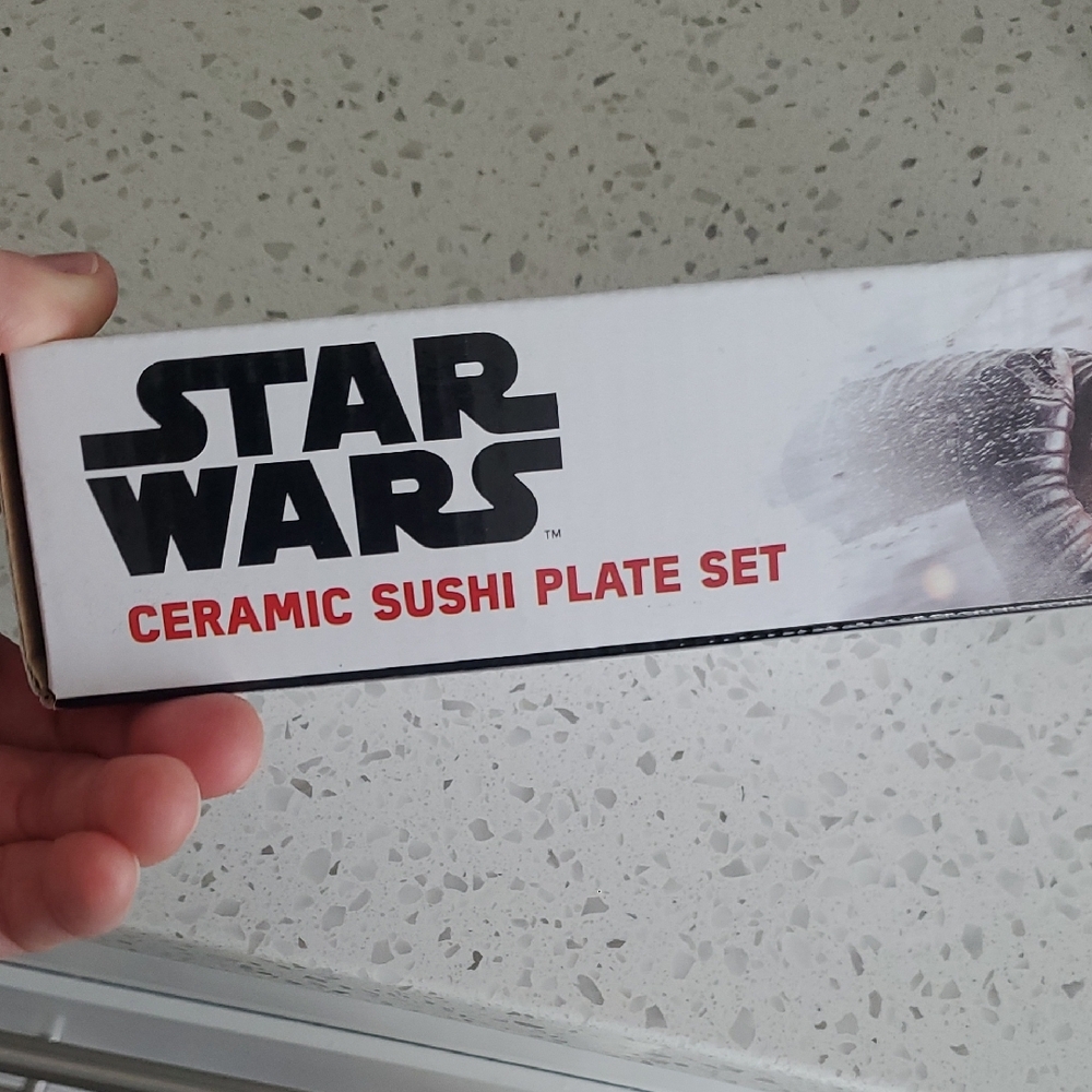 Star Wars Sushi Set with Chopsticks - Picture 2 of 3